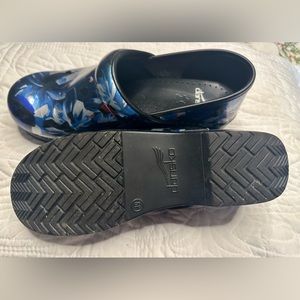 Dansko Floral Patent Women’s Clog Shoe